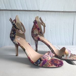 Floral heels